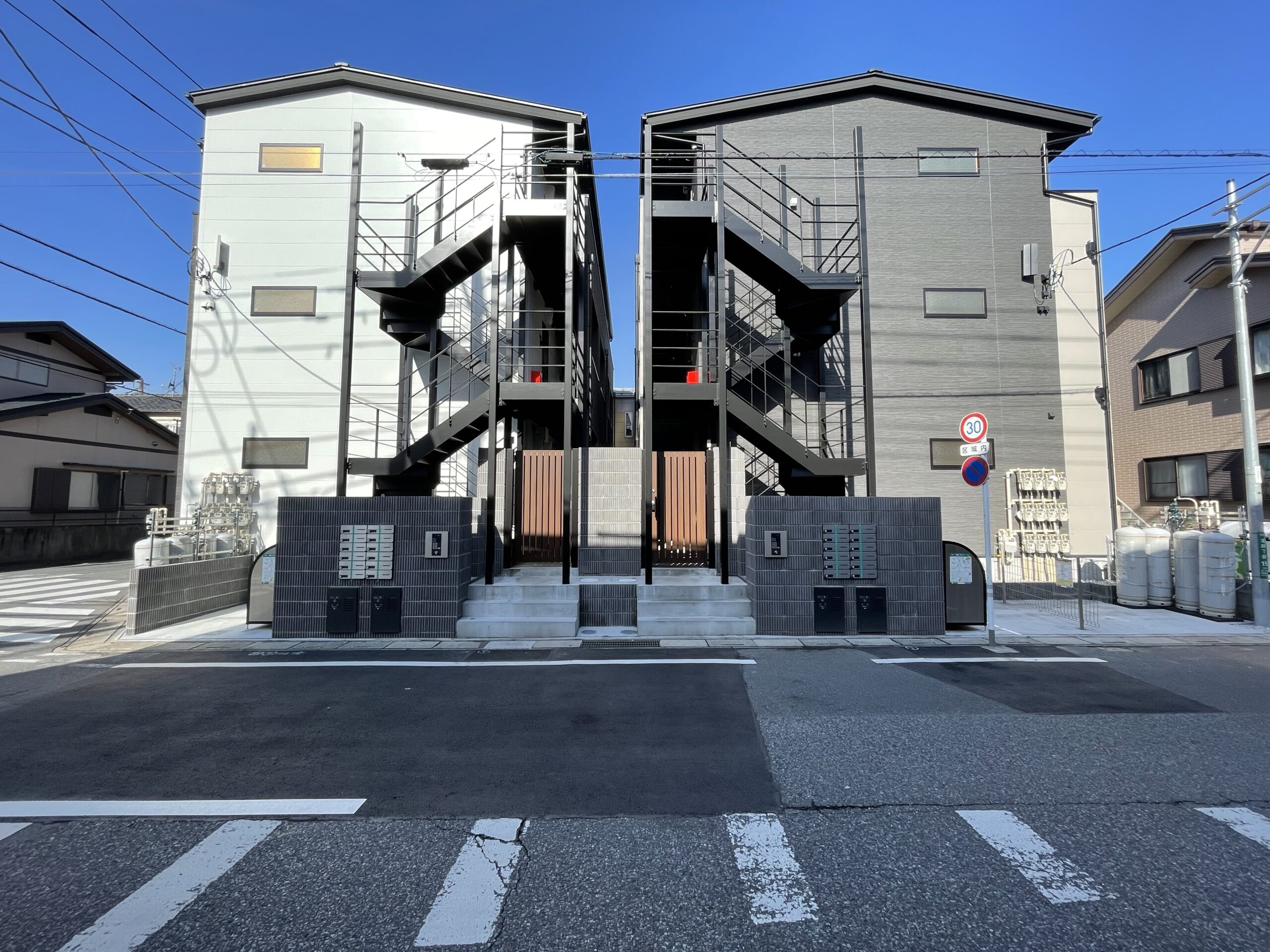 埼玉県川口市芝新築アパート２棟