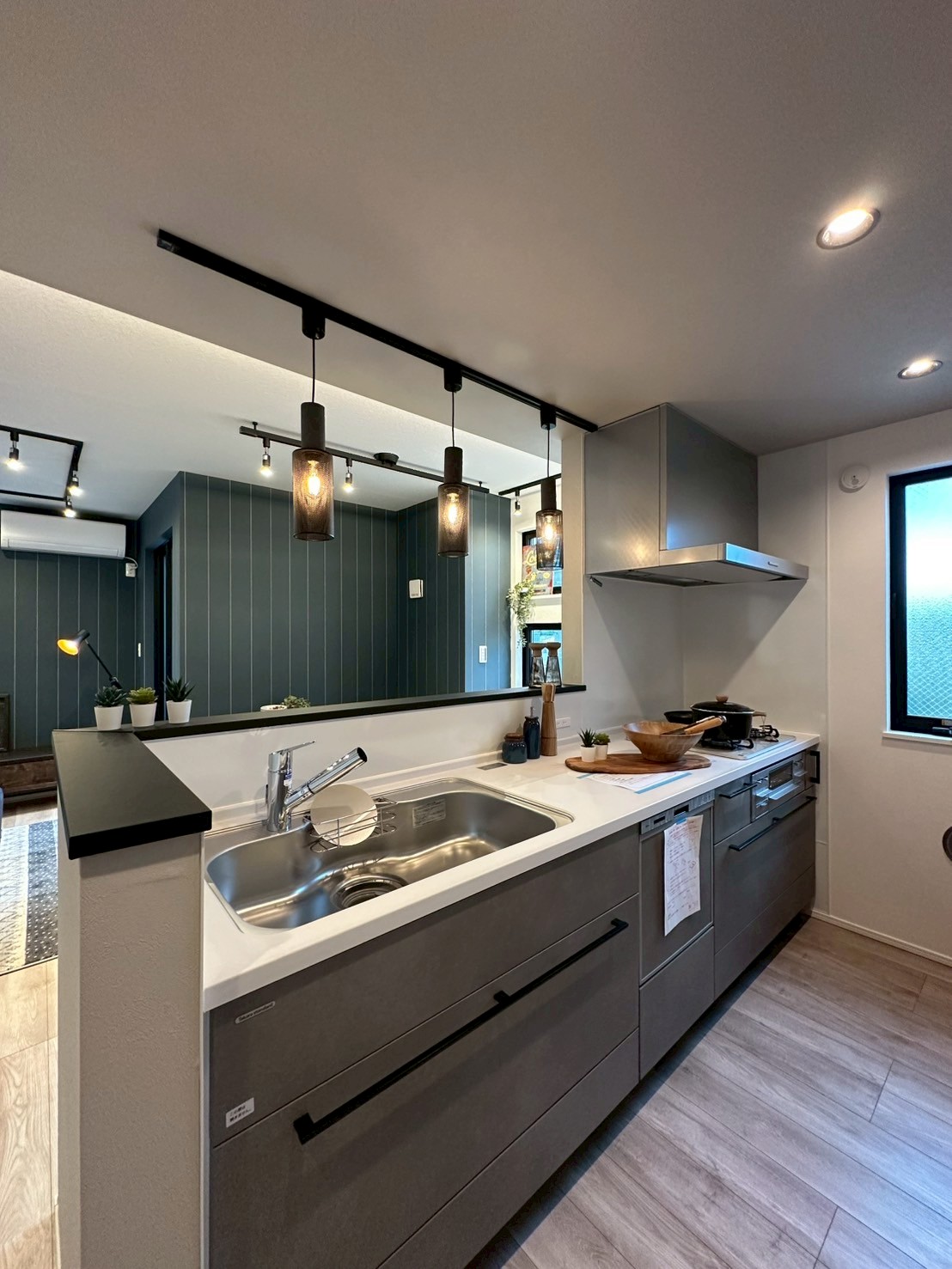 KITCHEN／キッチン